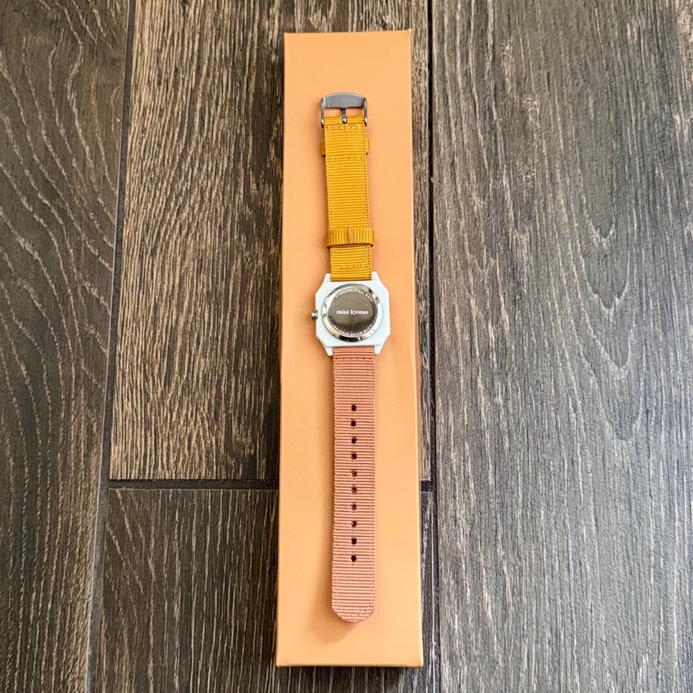 Mini Kyomo Kids’ Sunburn Watch—Japanese Movement - Picture 10 of 16